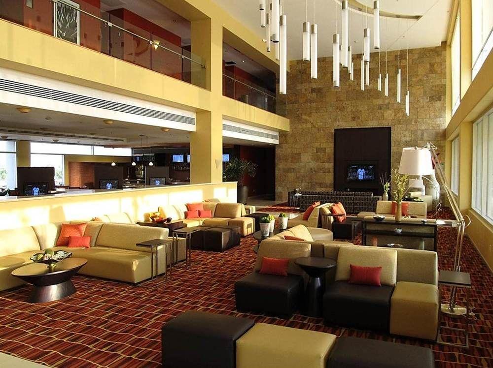 Courtyard By Marriott Leon At The Poliforum Ngoại thất bức ảnh
