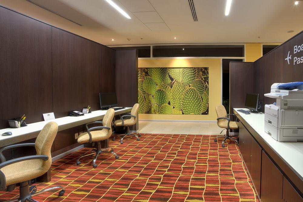 Courtyard By Marriott Leon At The Poliforum Ngoại thất bức ảnh