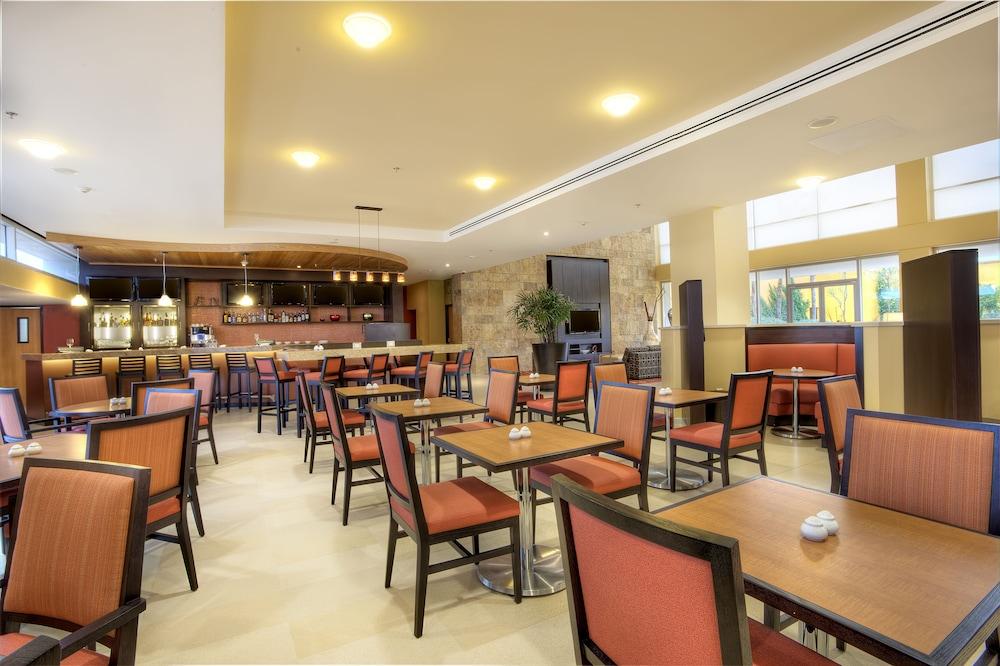 Courtyard By Marriott Leon At The Poliforum Ngoại thất bức ảnh